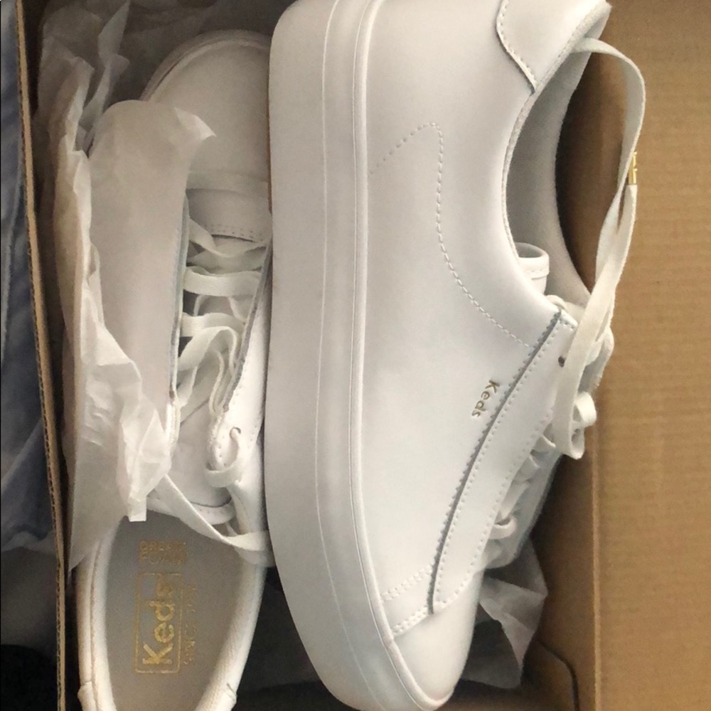 Keds Rise Metro leather white size 6 NWT